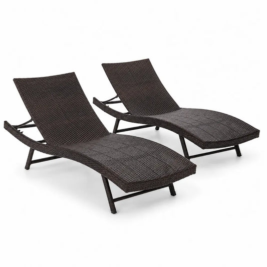 Ensemble de 2 chaises longues en rotin brun
